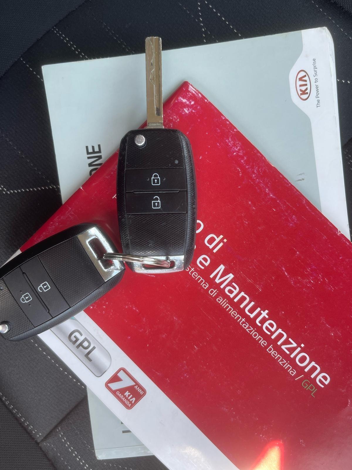 Kia Picanto 1.0 12V EcoGPL 5 porte Glam