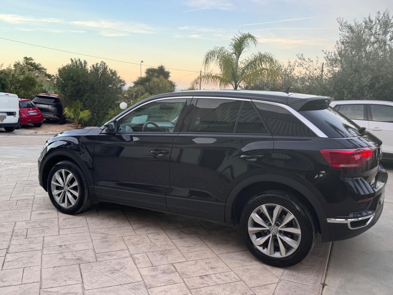 Volkswagen T-Roc 2.0 TDI SCR 150 CV DSG Business BlueMotion Technology