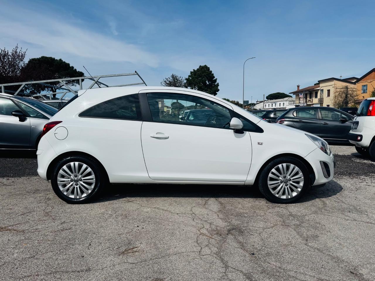 Opel Corsa 1.2 85CV 3 porte GPL-TECH