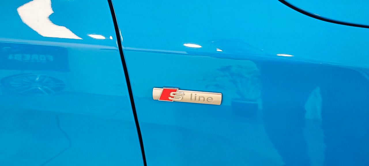 Audi A1 SPB 40 TFSI S tronic line edition