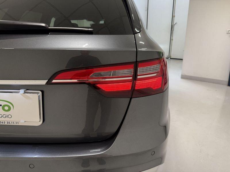 Audi A4 A4 Avant 35 TDI/163 CV S-Tronic S-Line Edition