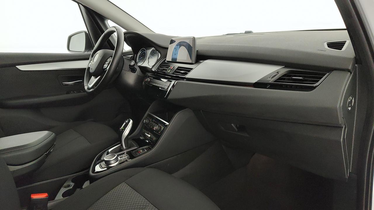BMW 218i Active Tourer Advantag