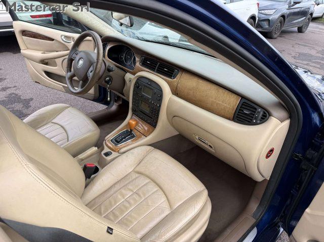 JAGUAR X-Type X-Type Berlina 3.0 V6 Executive 4X4 CN991GX