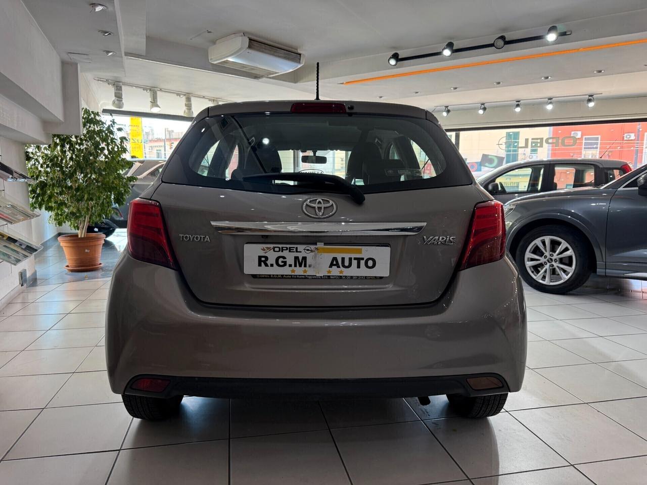 Toyota Yaris 1.0 5 porte Lounge