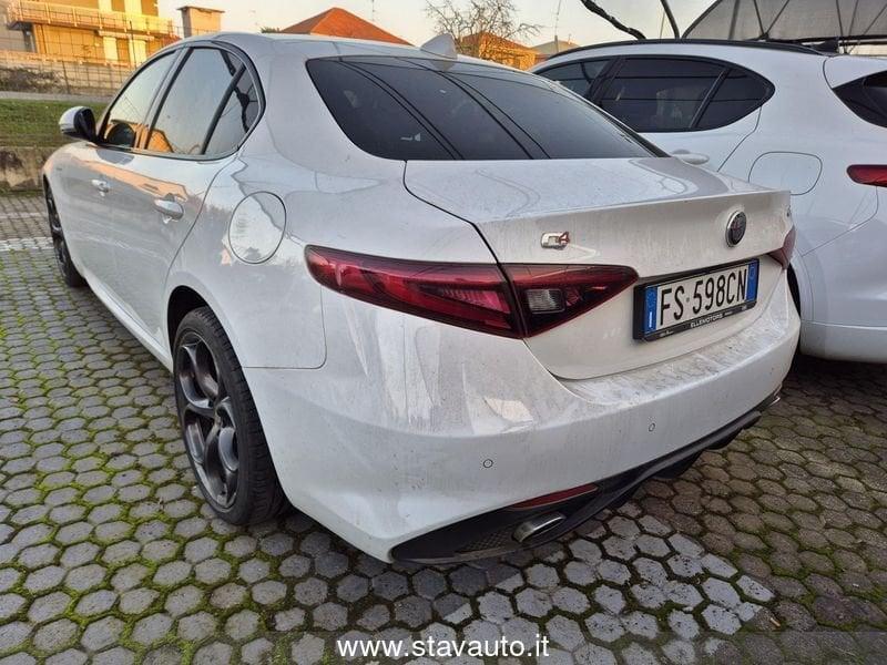 Alfa Romeo Giulia 2.2 Turbodiesel 210 CV AT8 AWD Q4 Veloce