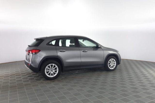 MERCEDES-BENZ CLA sse GLA GLA 200 d Automatic BUSINESS