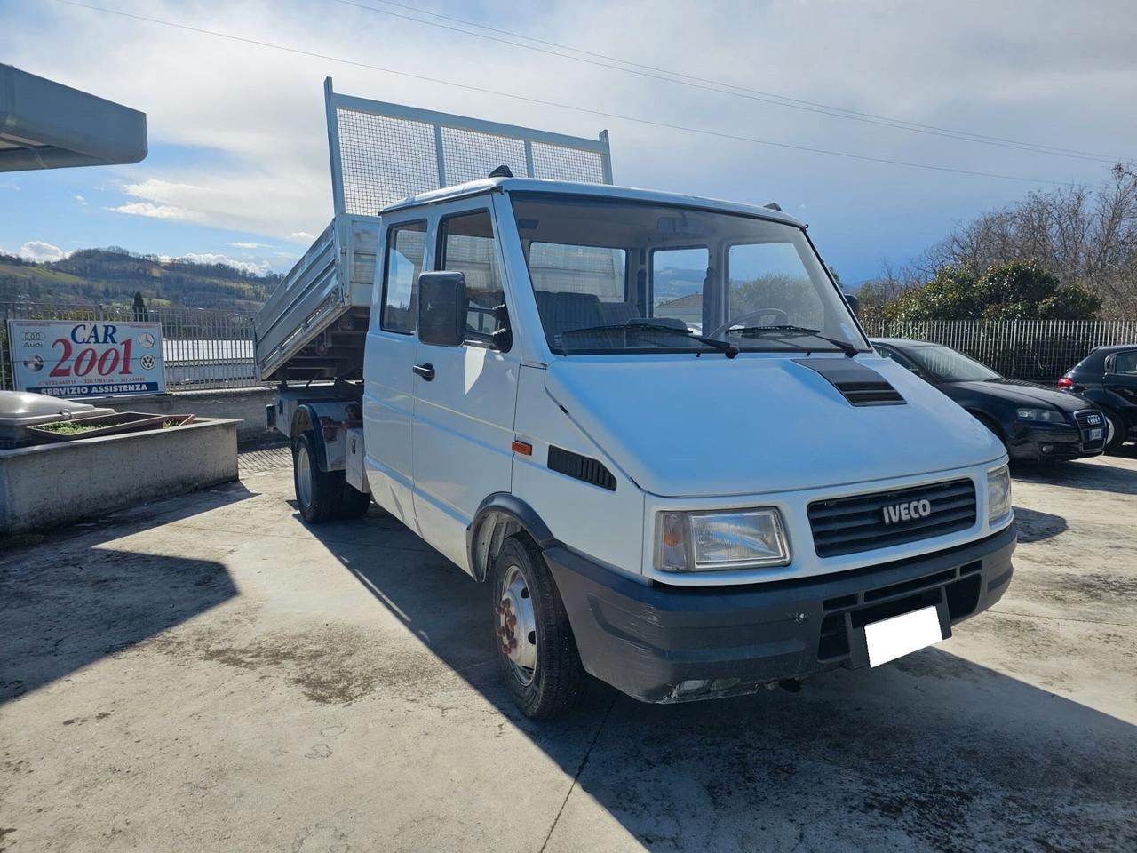 IVECO 35-10 - ribaltabile trilaterale