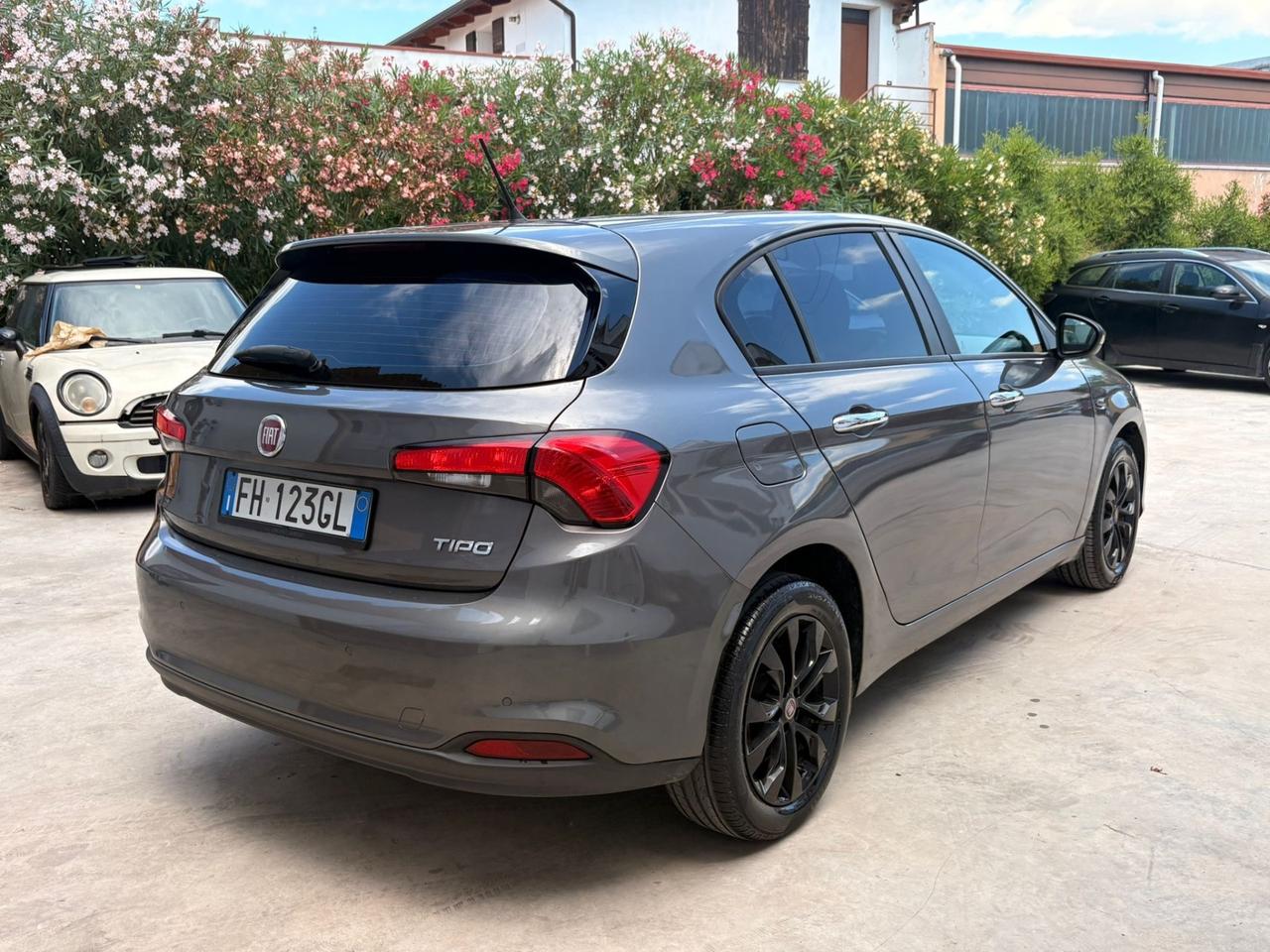 Fiat Tipo 1.6 MJT SES 5P S-DESIGN