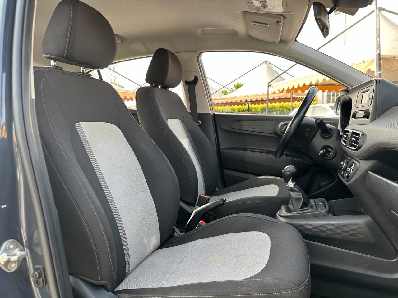 HYUNDAI i10 1.0 MPI Advanced