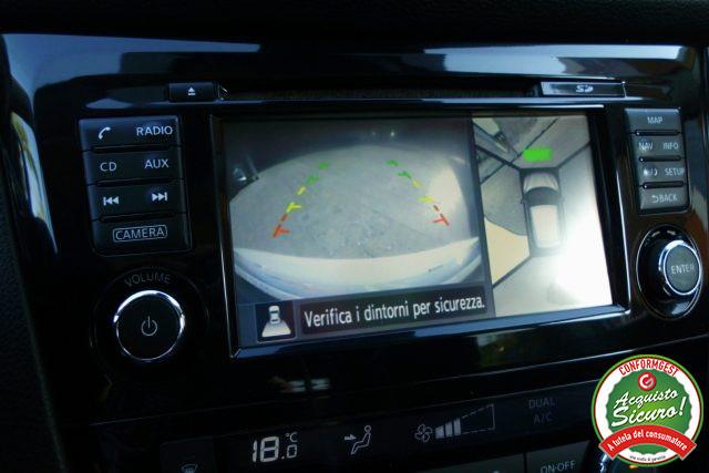 NISSAN Qashqai 1.5 dCi N-Connecta