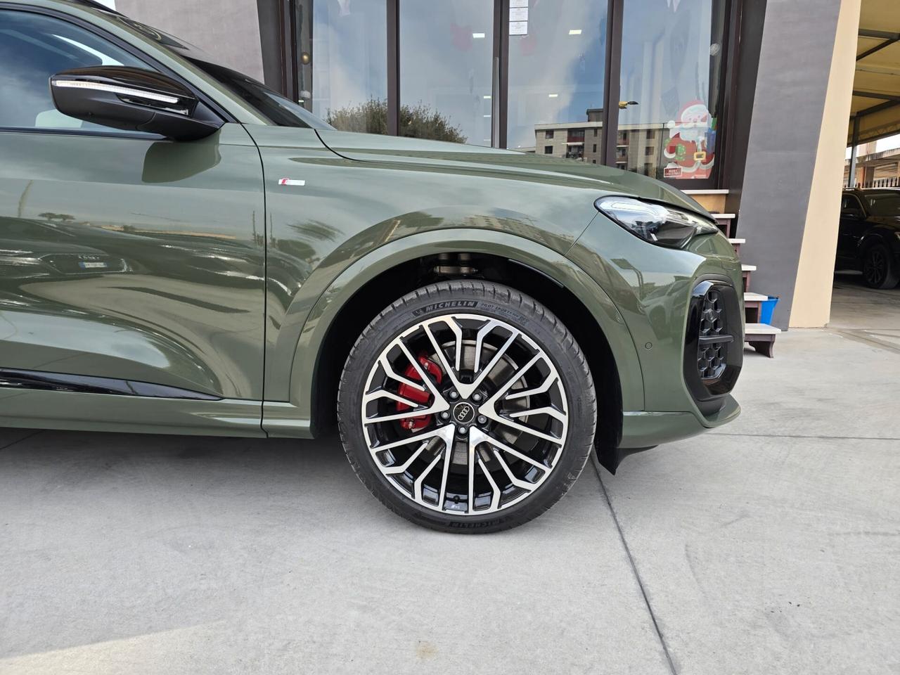 Audi Q5 40 TDI 204 CV quattro S tronic Identity Black