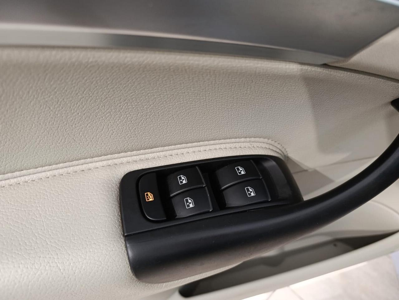 Saab 9-3 Sport Sedan 1.9 TiD DPF Anniversary