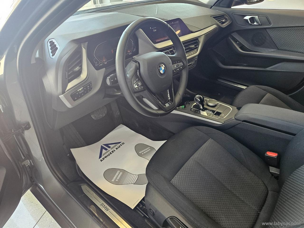 BMW 116d 5p. Business Advantage