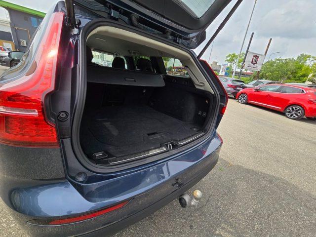VOLVO V60 B4 DIESEL MILD HYBRID AUTOM. CORE GANCIO PERMUTE