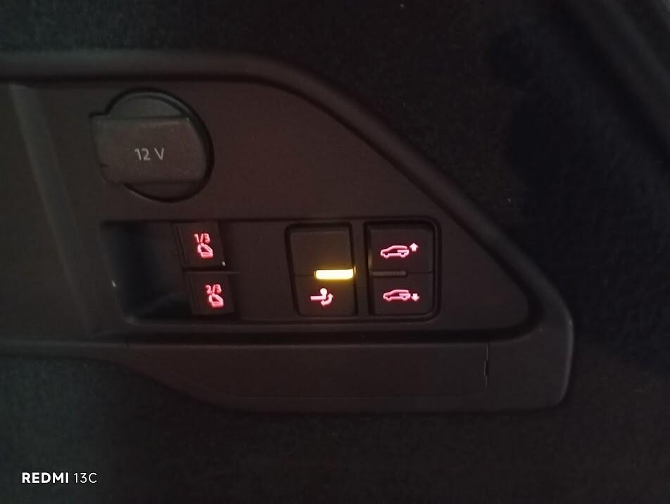 VOLKSWAGEN TOUAREG DEL 2014 4X4 AUTOMATICA 250 CV