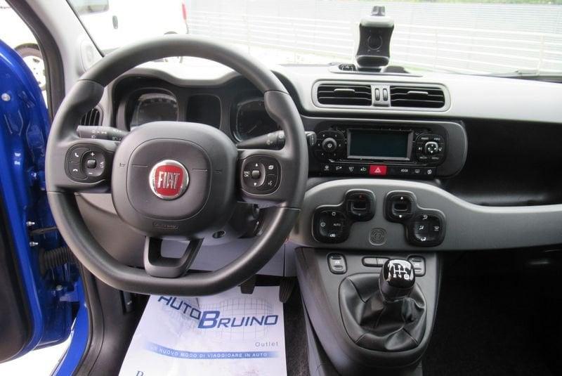 FIAT Panda PANDA 1.2 CITY CROSS Waze