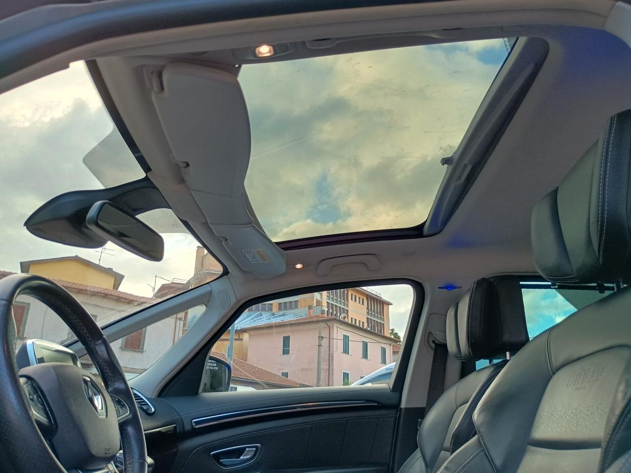 Renault Espace dCi 160CV EDC Energy Initiale Paris 4Control