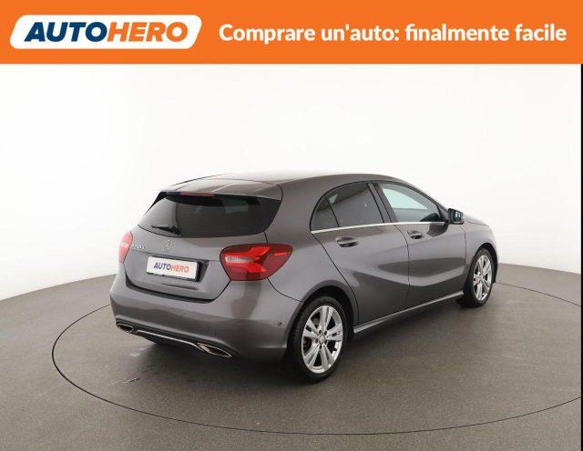MERCEDES-BENZ A 200 d Automatic Executive