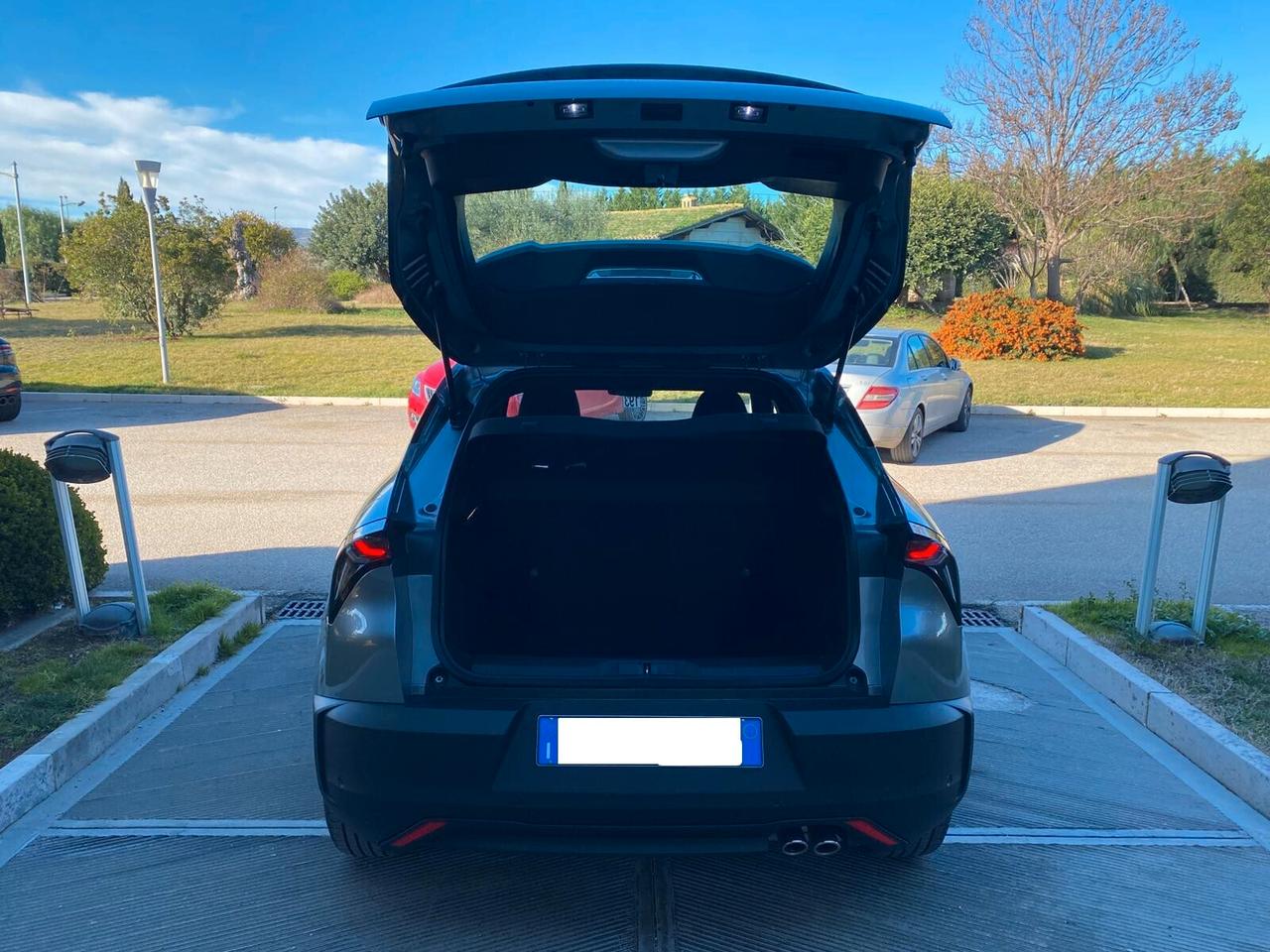 Alfa Romeo Junior 1.2 145 CV Hybrid eDCT6