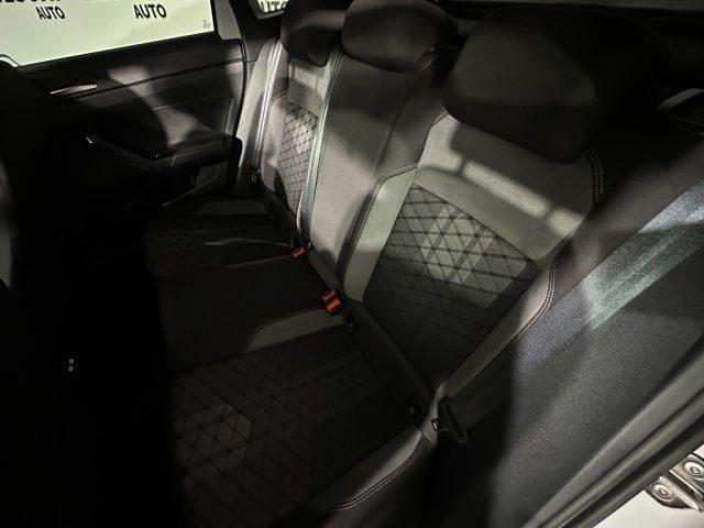 VOLKSWAGEN Taigo 1.0 TSI 115 CV DSG R-Line