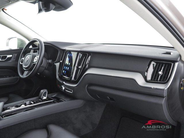 VOLVO XC60 B4 (d) AWD automatico Plus Bright - AUTOCARRO N1