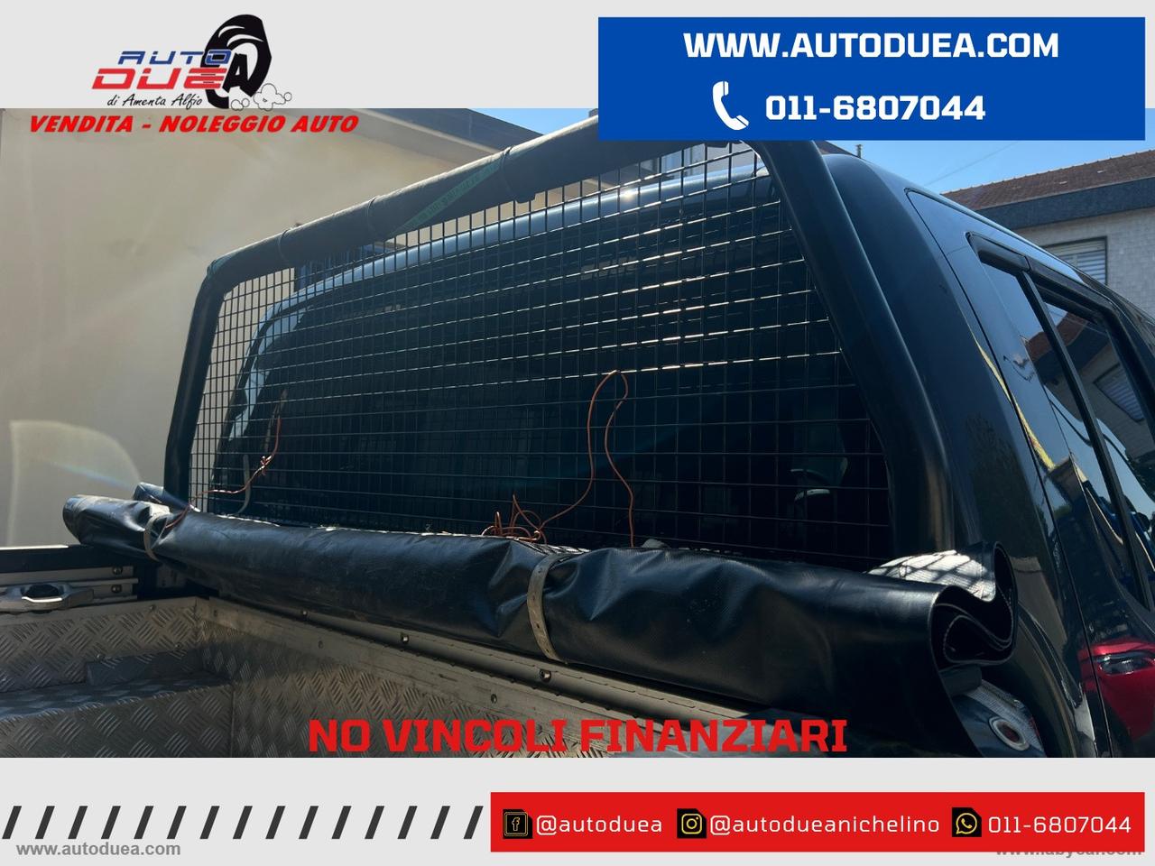 NISSAN Navara 2.5 dCi 4WD Double Cab Sport