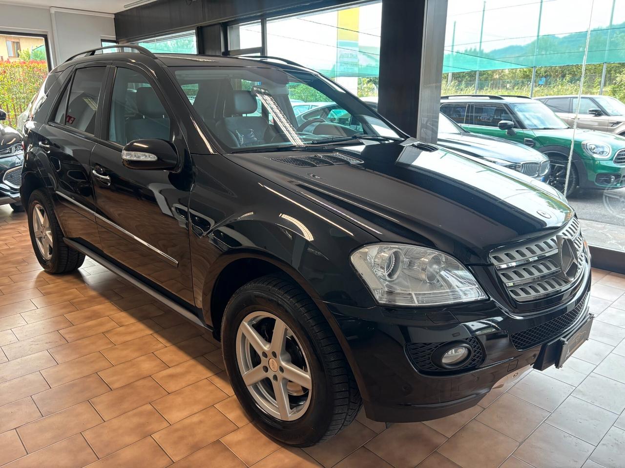 Mercedes-benz ML 320 CDI PREMIUM *115000KM*navi *tetto