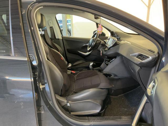 PEUGEOT 2008 BlueHDi 102 S&S Allure