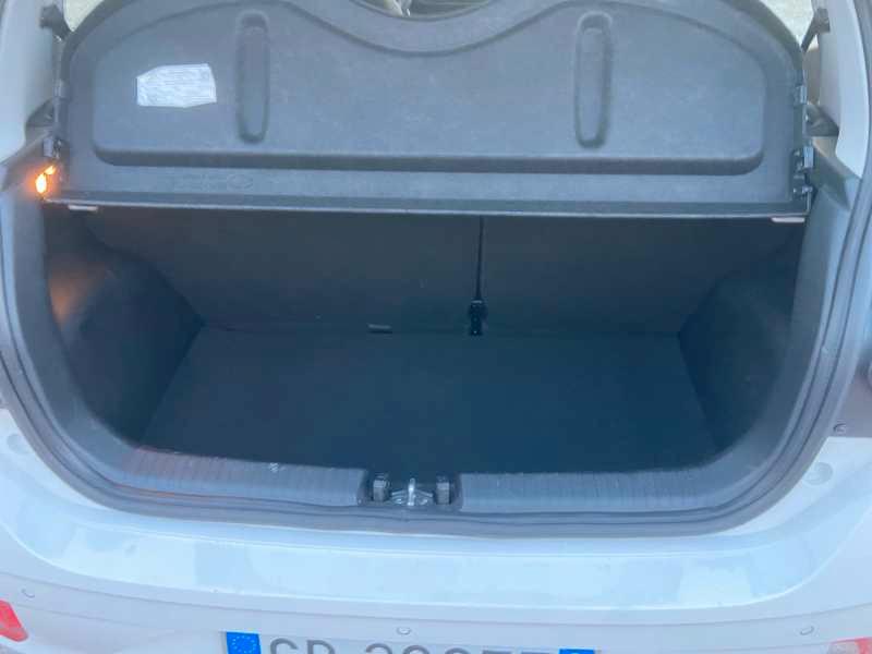 HYUNDAI i10 1.0 Login AuToM.