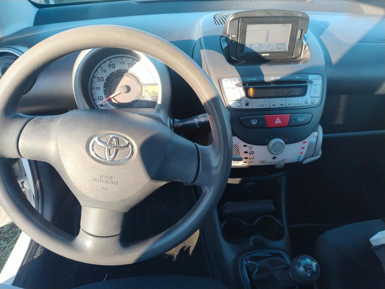 Toyota Aygo 1.0 12V VVT-i 5 porte Cool Soda Connect