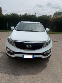 Kia Sportage 1.6 Gpl - NEOP. - 12 MESI DI GARANZIA -
