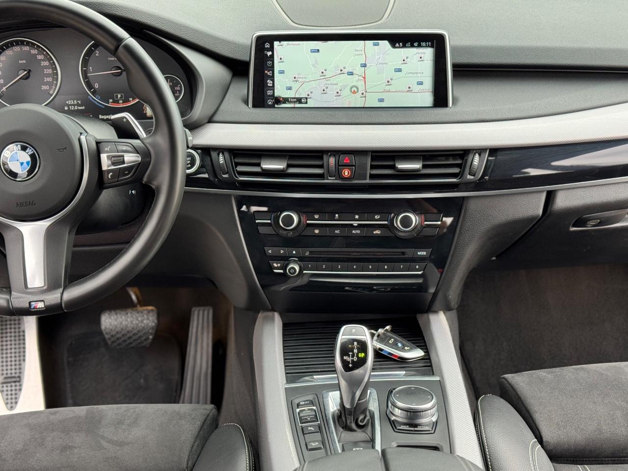 Bmw X5 xDrive30d 249CV M-sport !