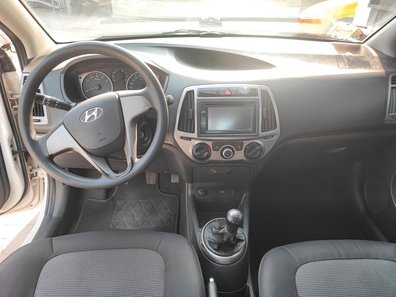 Hyundai i20 1.2 5p. uni-pro