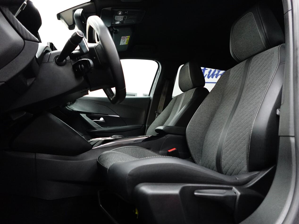 Peugeot 2008 1.5 BlueHDI 130 CV EAT8 ALLURE