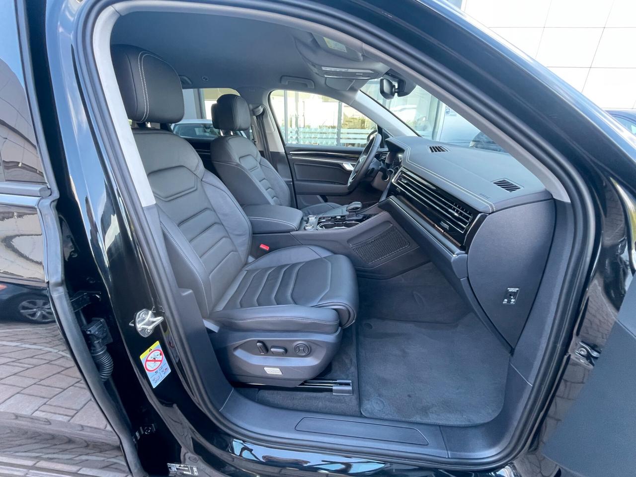 Volkswagen Touareg 3.0 V6 TDI SCR Elegance