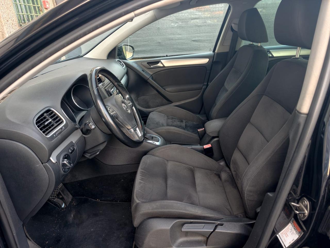 Volkswagen Golf 1.4 EURO 5 BENZINA AUTOMATICO 2010 UNIPRO