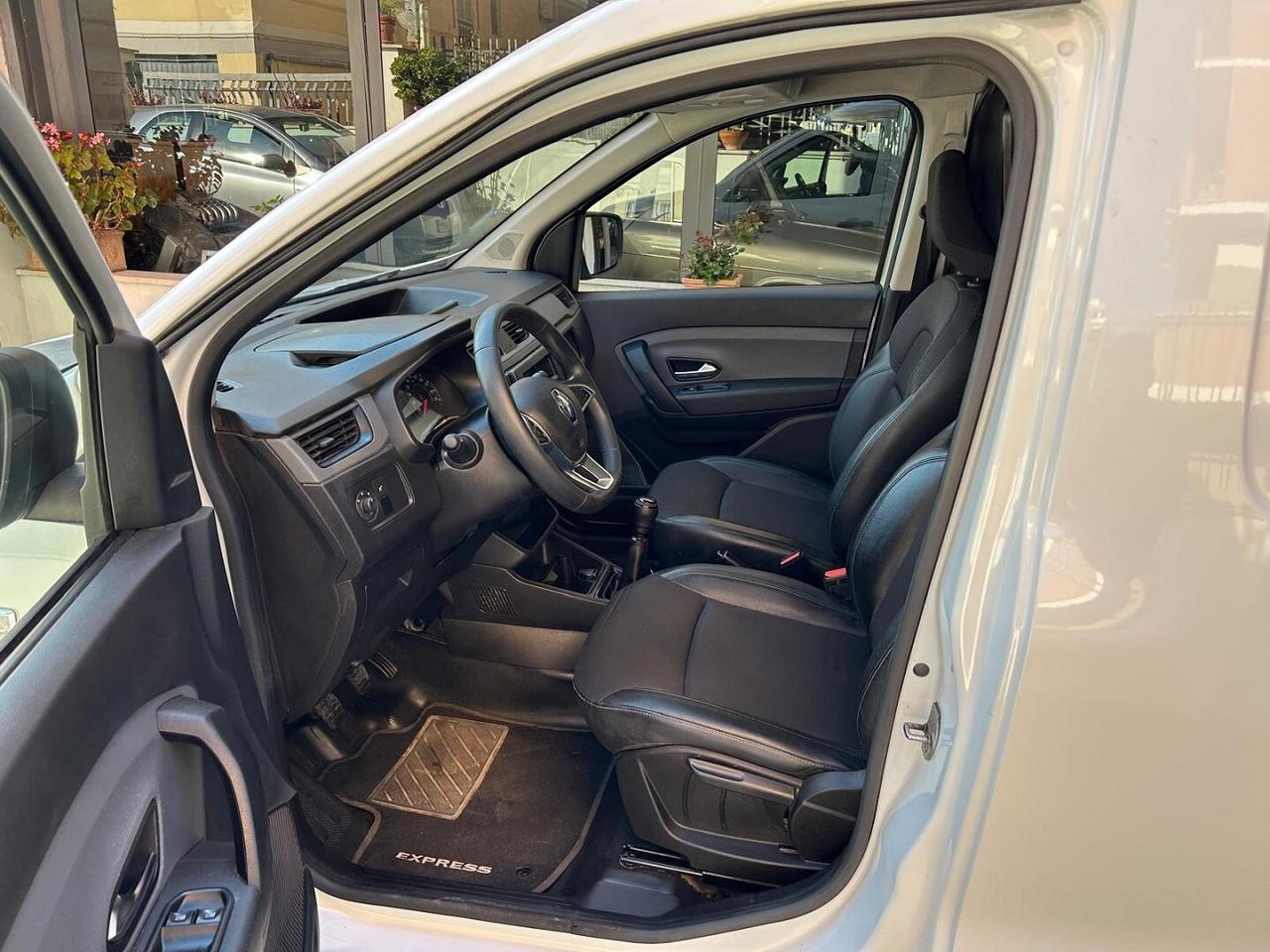 RENAULT Express 1.4 Blue dCi 95CV Van