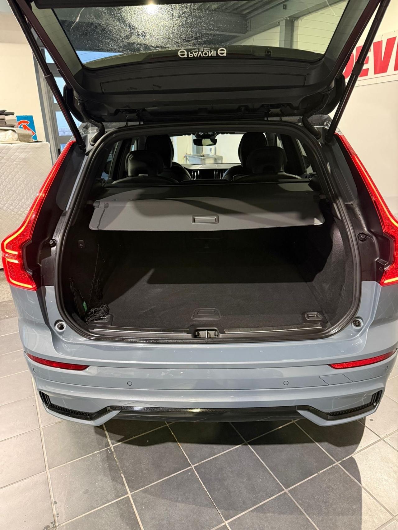 Volvo XC 60 -4x4 -UNICO PROPRIETARIO-GARANZIA