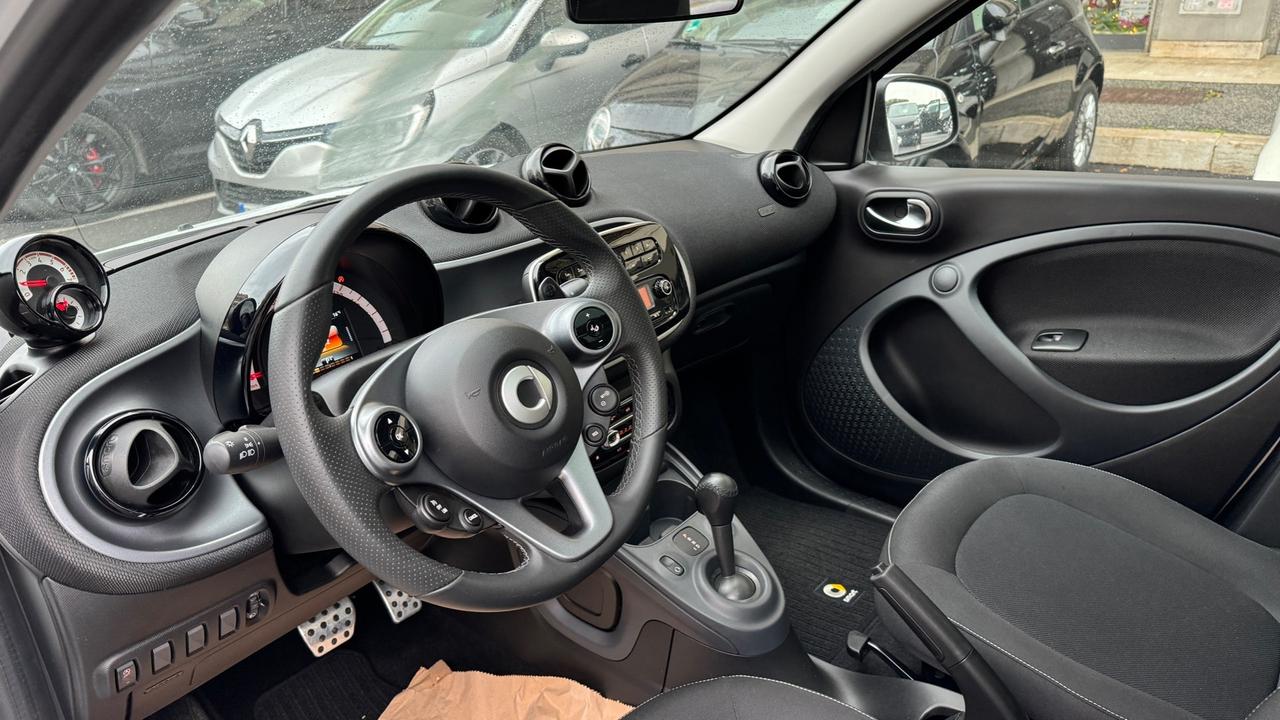 Smart ForFour 90 0.9 Turbo SUPER PASSION LED PANORAMA CERCHIO 16 CAMBIO F1 PACCHETTO SPORTIVO CERCHIO 16