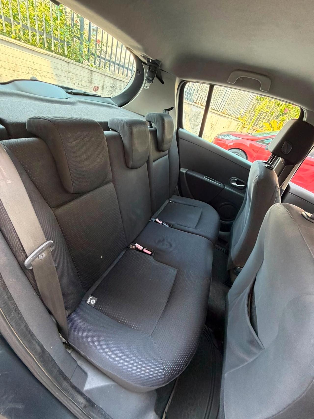 Renault Clio 1.2 16V 5 PORTE CONFORT