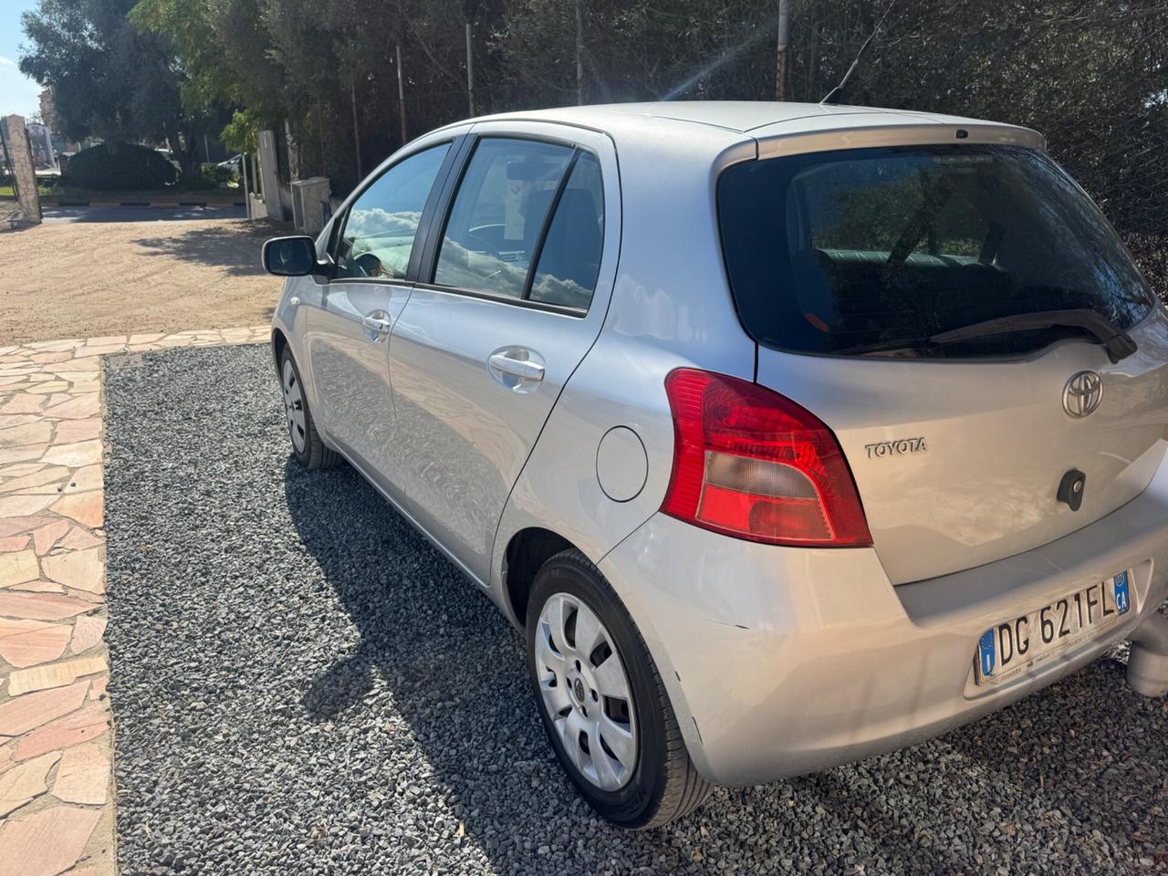 Toyota Yaris 1.3 5 porte automatica
