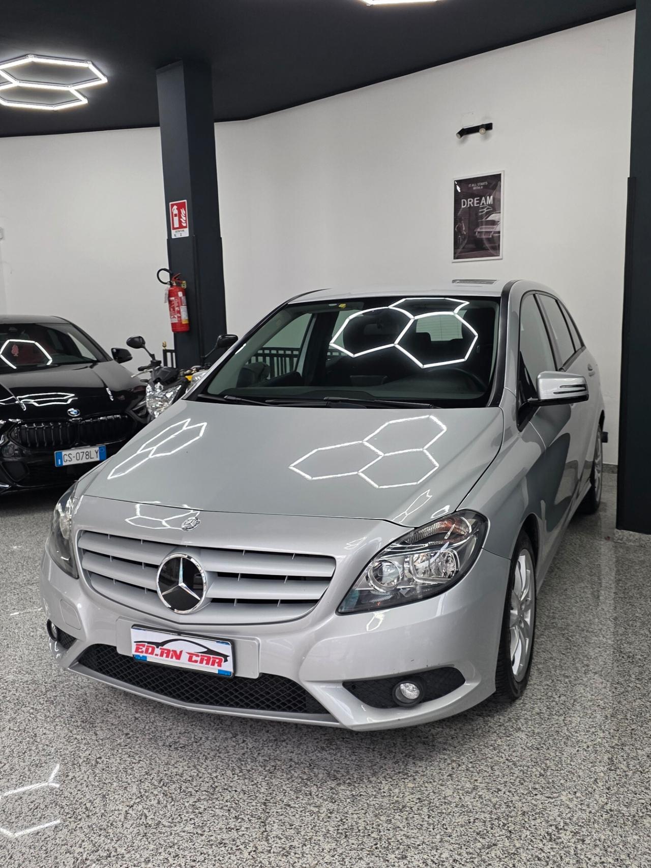 Mercedes-benz B 180 CDI BlueEFFICIENCY Premium