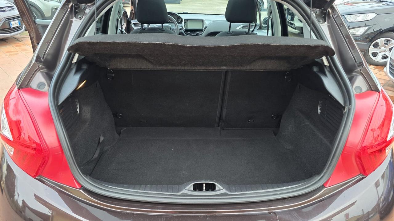 Peugeot 208 1.6 e-HDi 92 CV Stop&Start 5 porte Allure