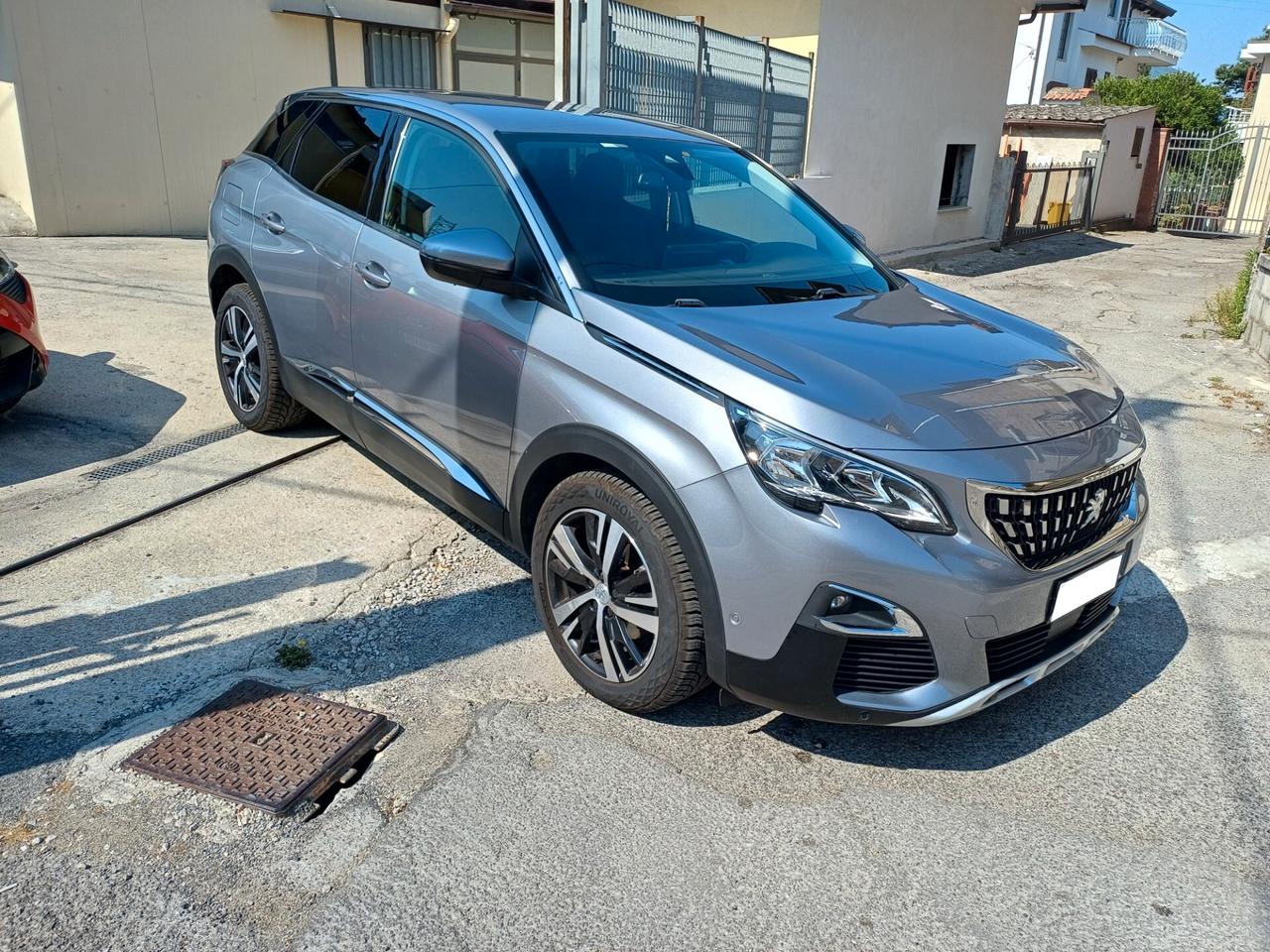 Peugeot 3008 BlueHDi 130 S&S EAT8 Allure