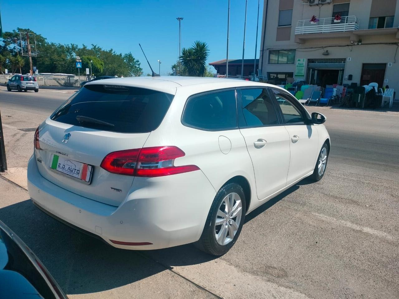 Peugeot 308 BlueHDi 120 S&S EAT6 SW Business