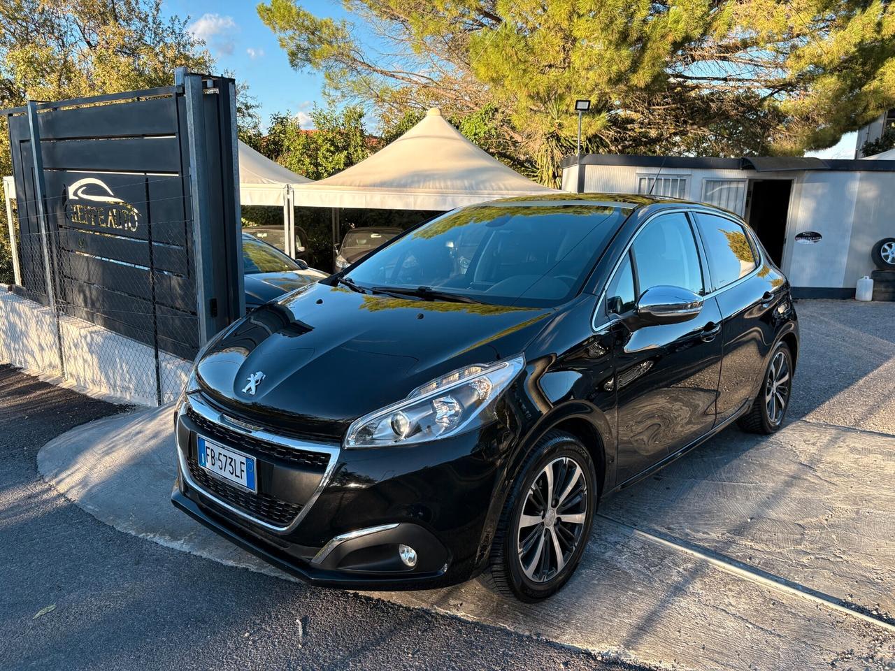 Peugeot 208 Allure KM Certificati (Tetto panoramico)