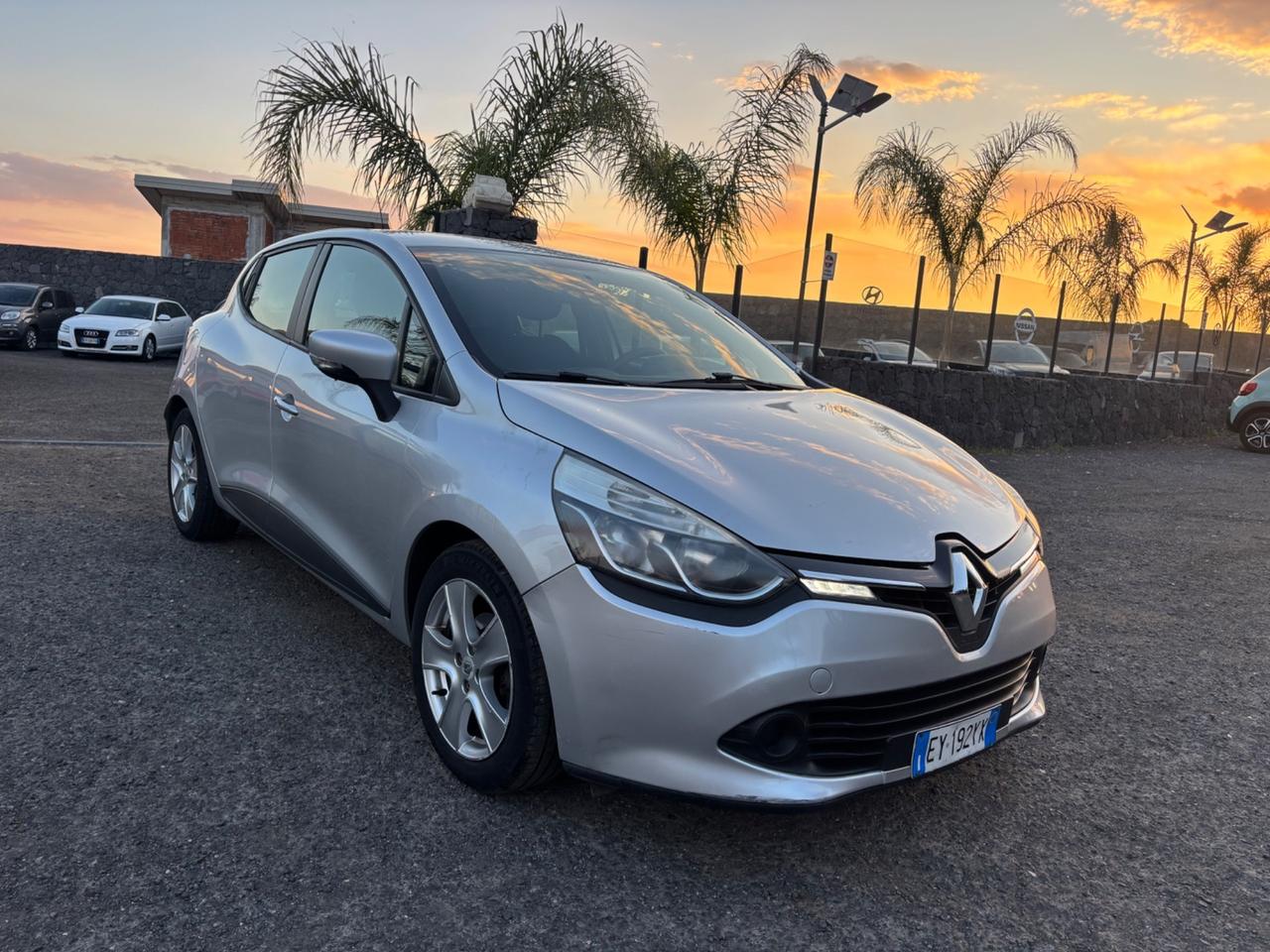 Renault Clio 1.5 dCi 8V 75CV 5 porte Costume National