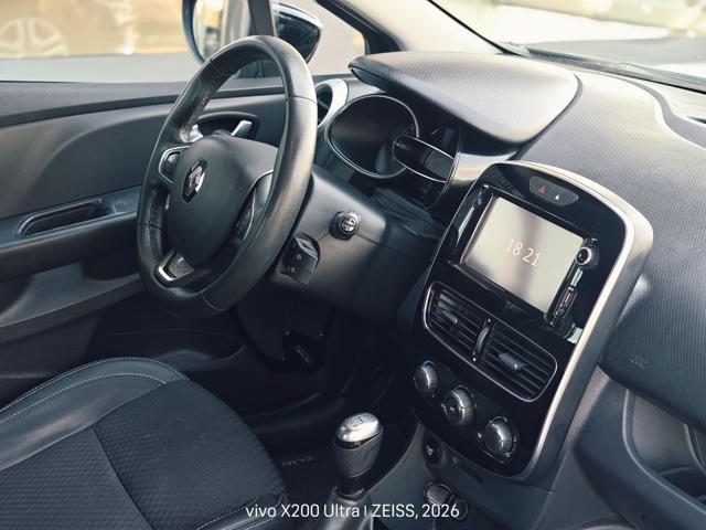 RENAULT Clio 1.2 75 CV 5 porte Duel