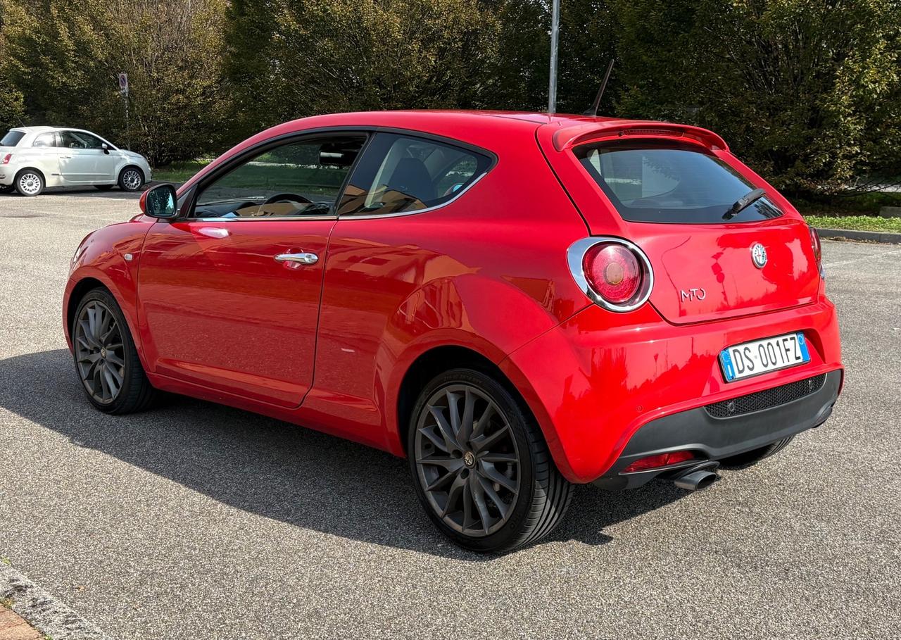 Alfa Romeo MiTo 1.6 JTDm 16V Distinctive Sport Pack