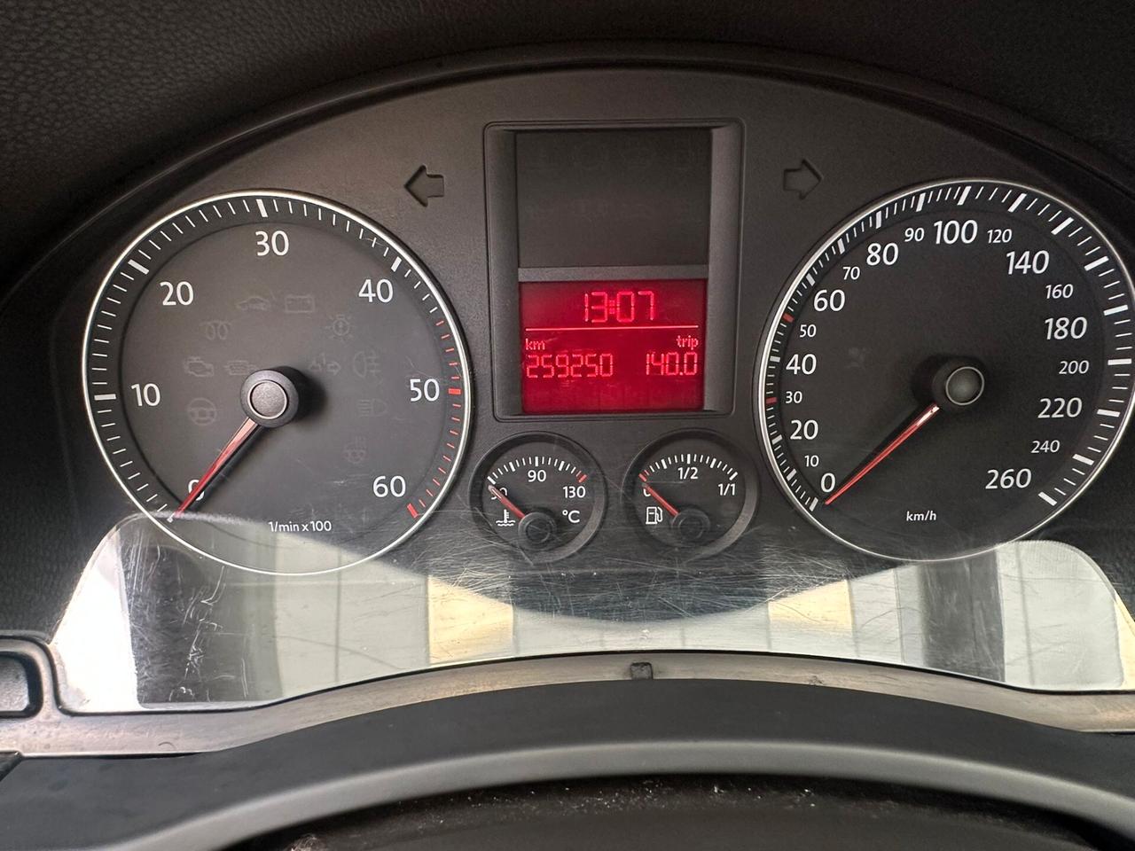 Volkswagen Golf 2.0 16V TDI 5p. Sportline